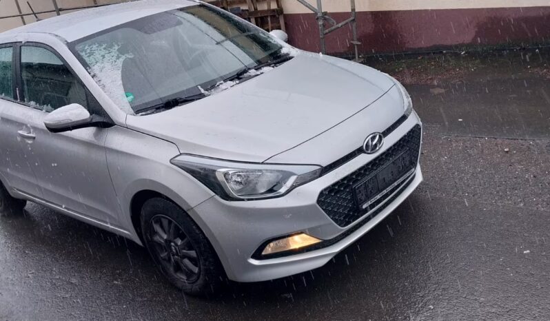 
								HYUNDAI I20 full									