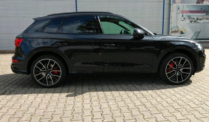 
								AUDI Q5 SLINE full									