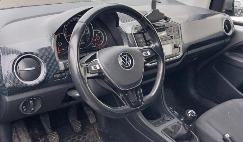 
								Volkswagen up full									