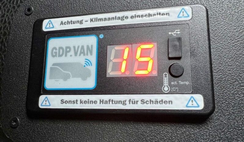 
								RENAULT KANGOO MAXI KUHL full									