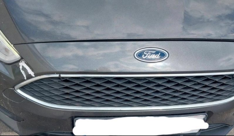 
								Ford Focus Turnier full									