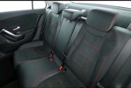 
										Mercedes CLA full									