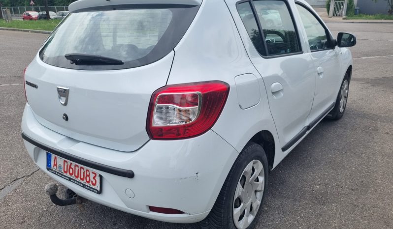 
								Dacia Sandero full									