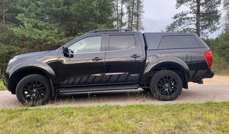 
								NISSAN NAVARA Tekna full									