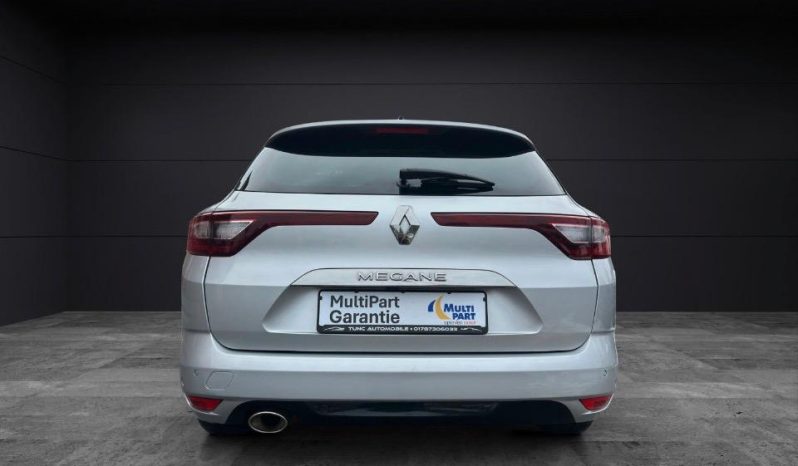 
								Renault Megane full									