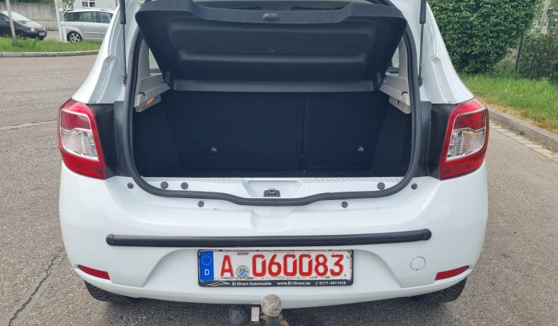 
								Dacia Sandero full									