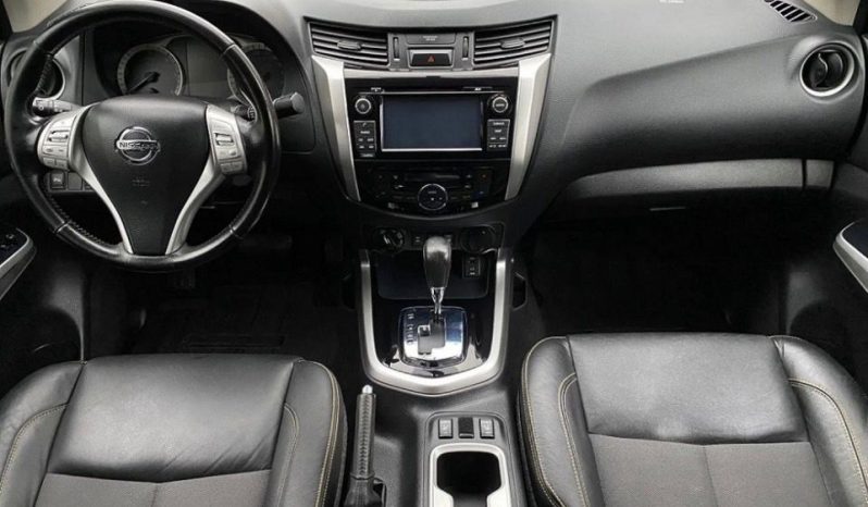 
								NISSAN NAVARA Tekna full									