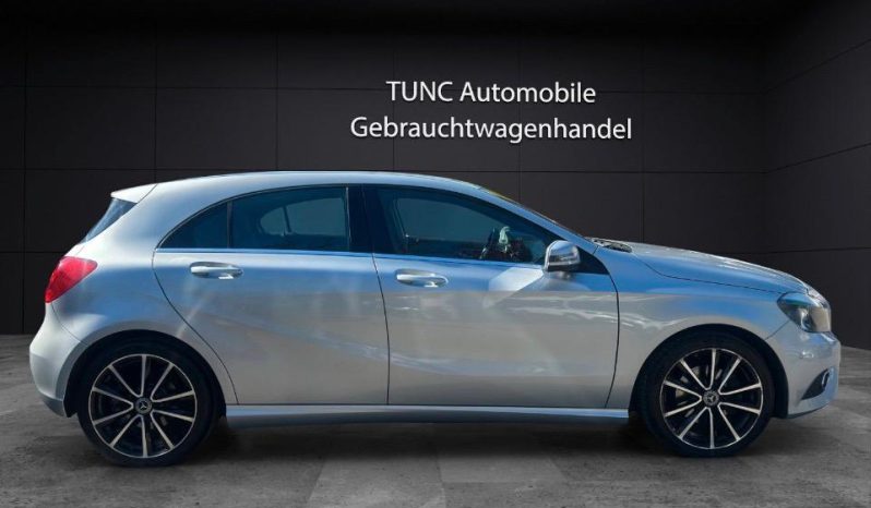 
								Mercedes Benz A200 full									
