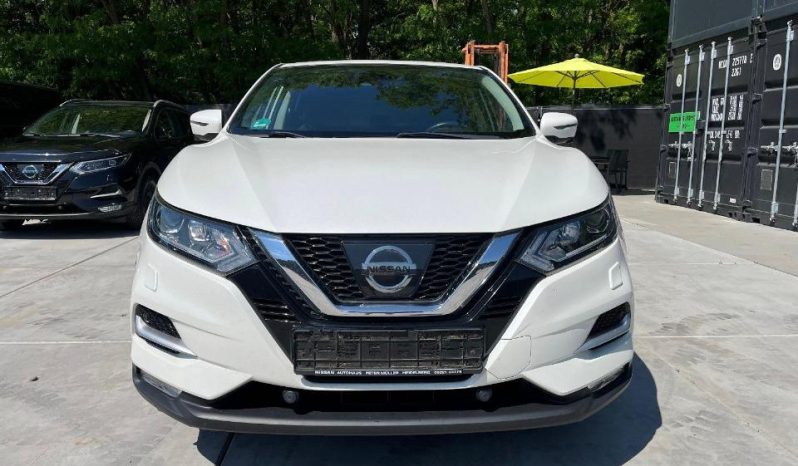
								Nissan Qaschqai full									