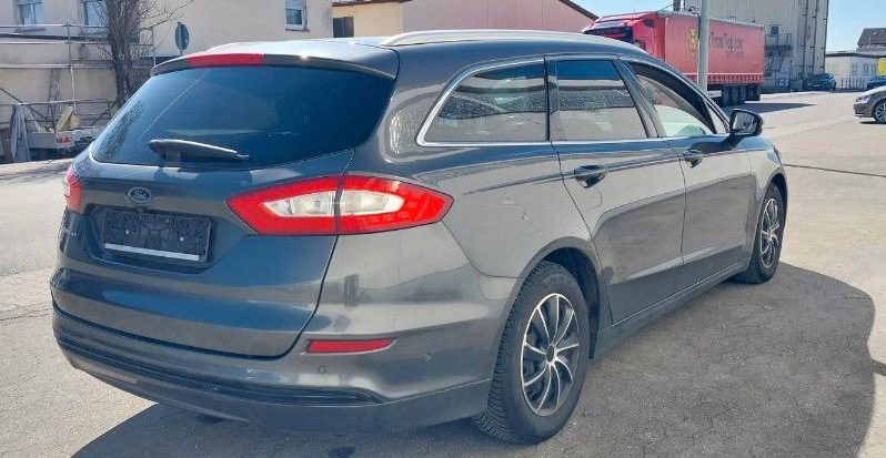 
								FORD MONDEO full									