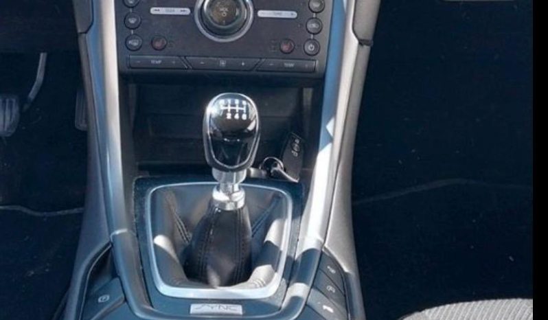 
								FORD MONDEO full									