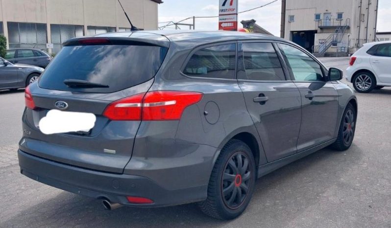 
								Ford Focus Turnier full									