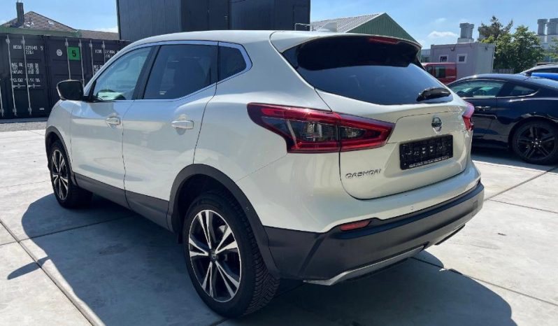 
								Nissan Qaschqai full									