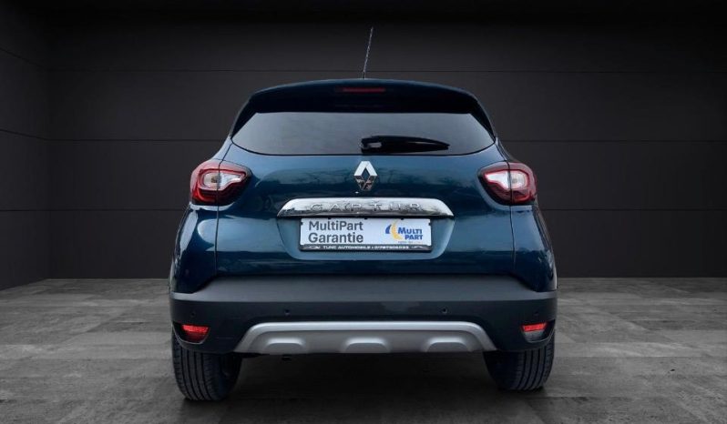 
								Renault Captur full									