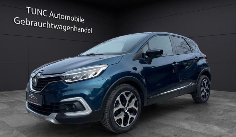 
								Renault Captur full									