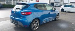 
										Renault Clio full									