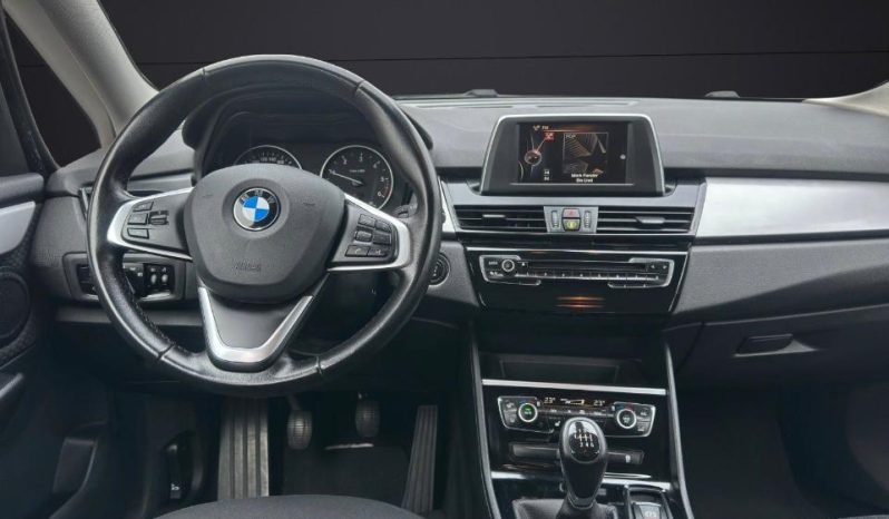 
								BMW 216 full									