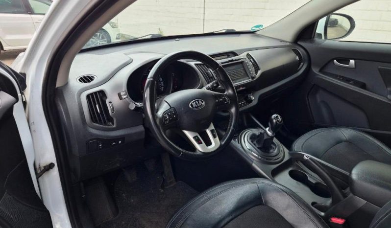 
								Kia sportage spirit full									