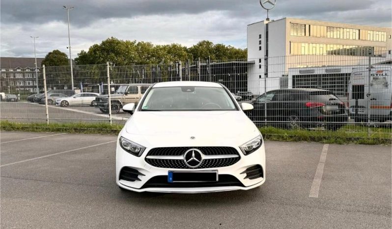 
								Mercedes CLA full									