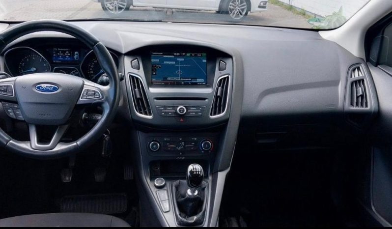 
								Ford Focus Turnier full									