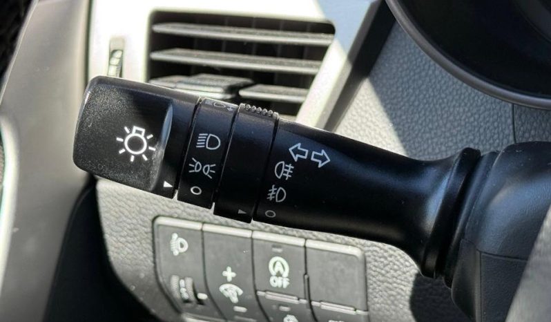 
								Hyundai i30 full									