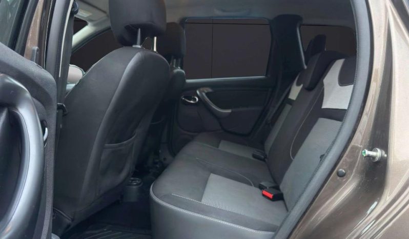 
								Dacia Duster full									