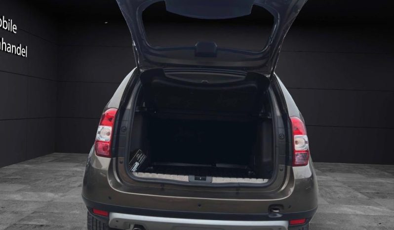 
								Dacia Duster full									