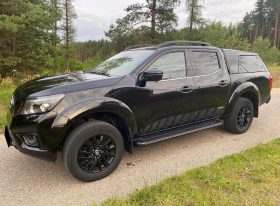 NISSAN NAVARA Tekna