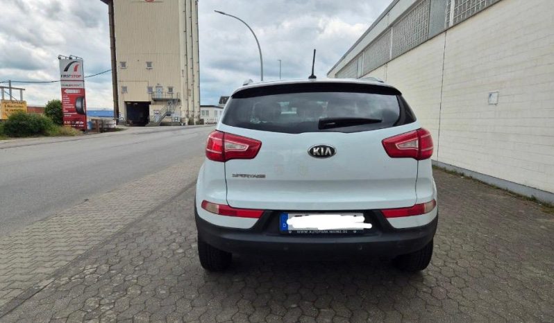 
								Kia sportage spirit full									