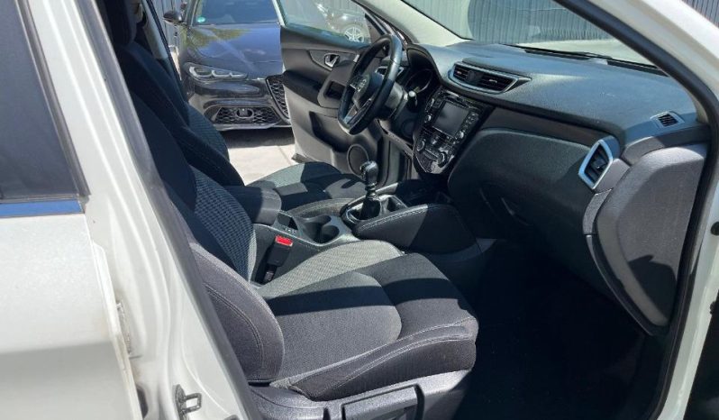 
								Nissan Qaschqai full									