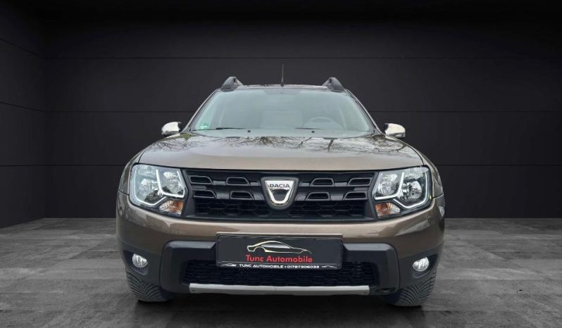 
								Dacia Duster full									