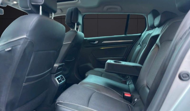 
								Renault Megane full									
