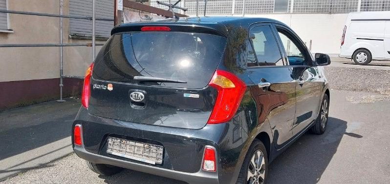 
								Kia picanto full									