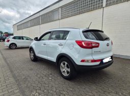 
										Kia sportage spirit full									
