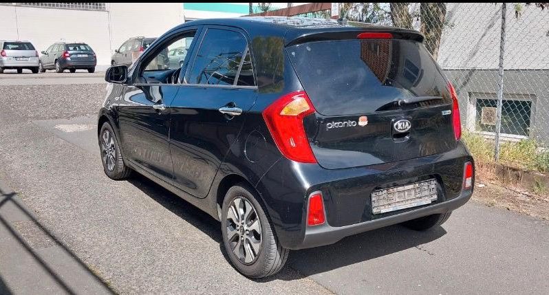 
								Kia picanto full									