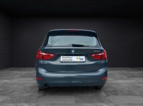 BMW 216