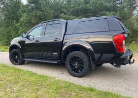 NISSAN NAVARA Tekna