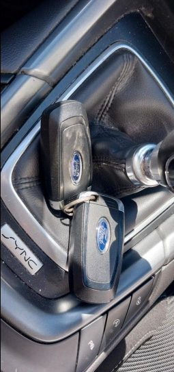 
										FORD MONDEO full									