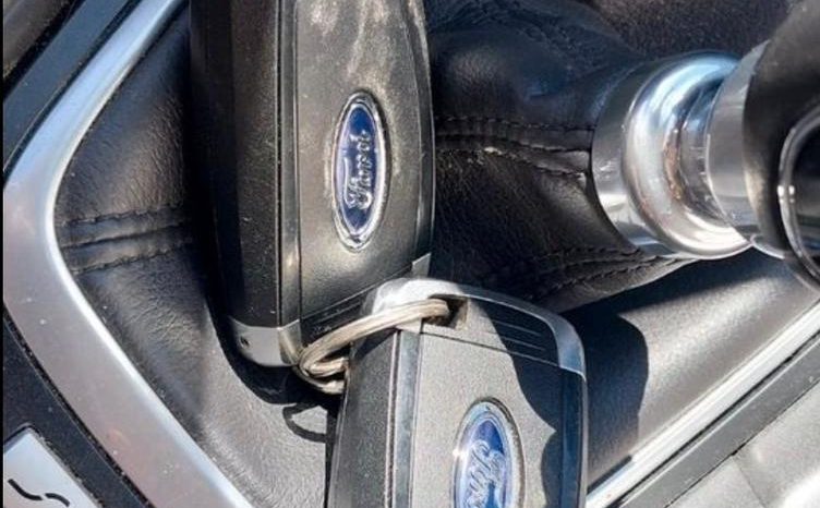 
								FORD MONDEO full									