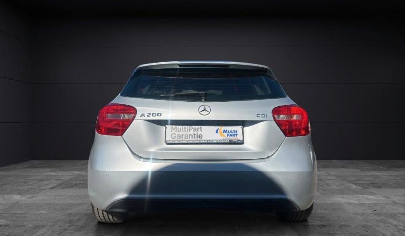 
								Mercedes Benz A200 full									