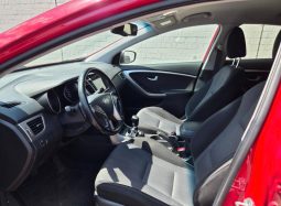 
										Hyundai i30 full									