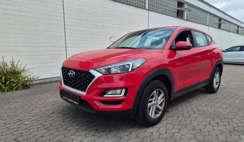 
								Hyundai Tucson full									