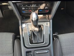 
										Volkswagen Passat full									