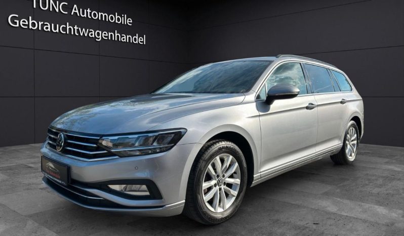 
								Volkswagen Passat full									