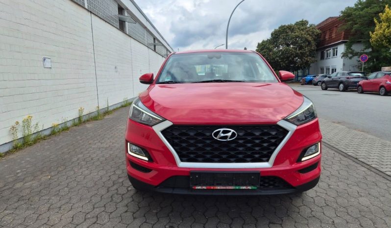 
								Hyundai Tucson full									