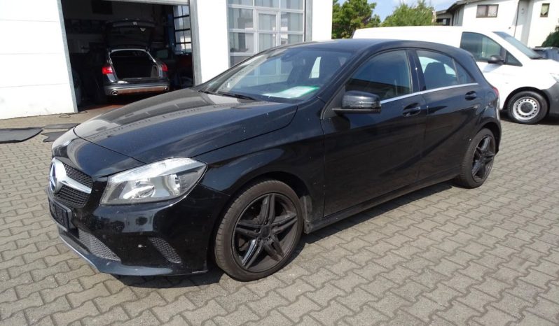 
								MERCEDES A200 full									