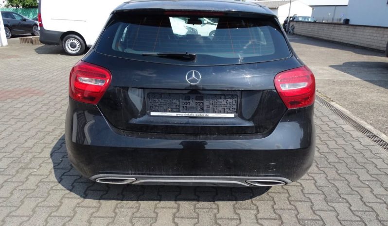 
								MERCEDES A200 full									