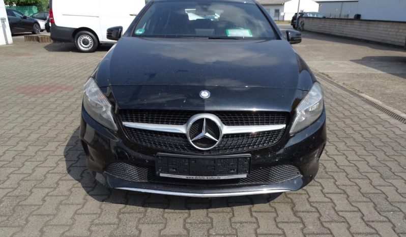 
								MERCEDES A200 full									