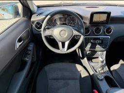 
										MERCEDES GLA BENZ full									